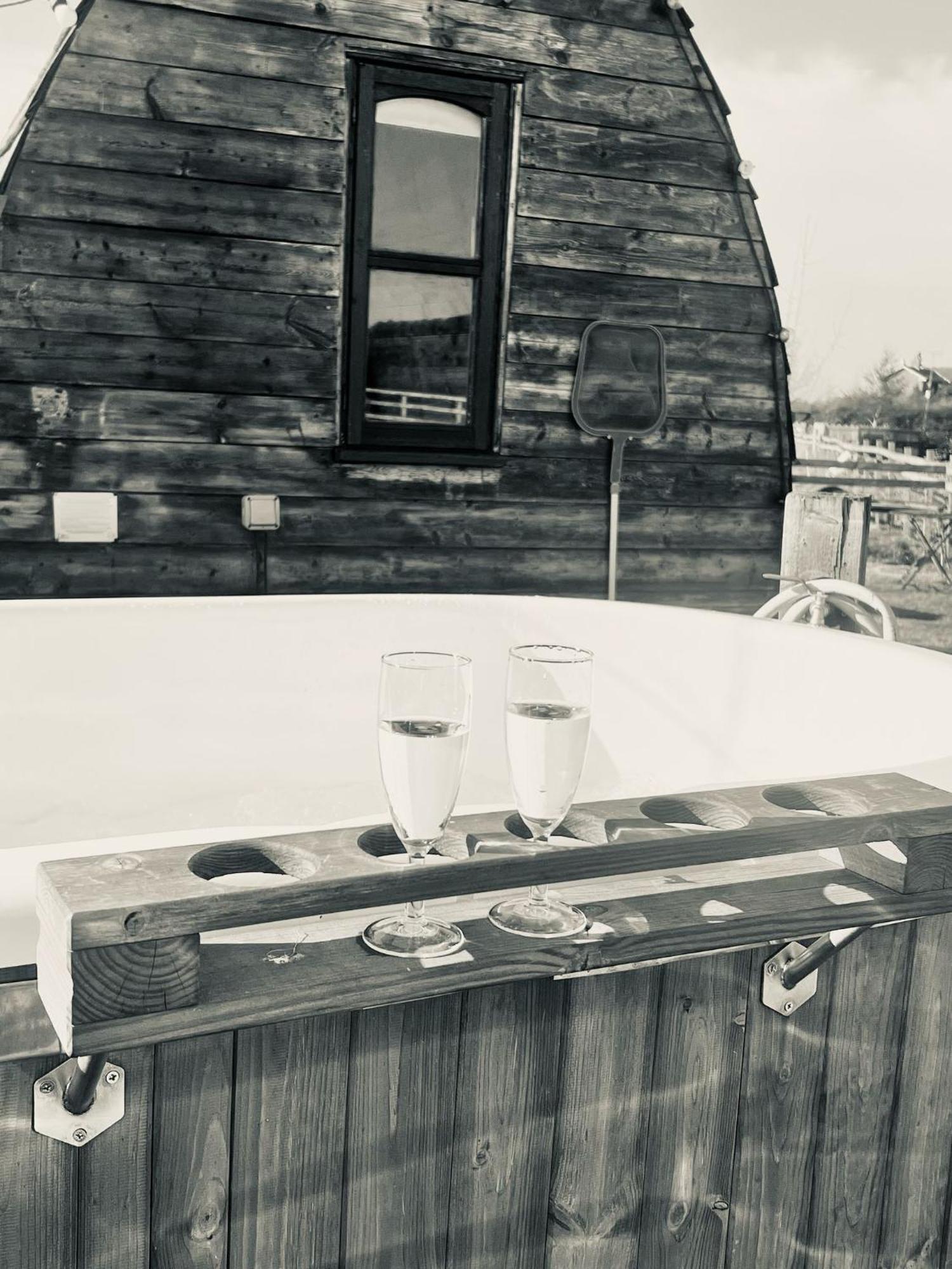 Skipbridge Farm Glamping York Extérieur photo